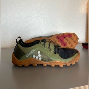 EUC Vivobarefoot Primus Trail SG Size 40 / 9